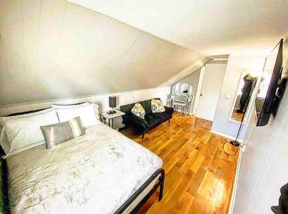 Adorable&Cozy Suburban Home Mins From Dwtn/Airport Rochester Exteriör bild