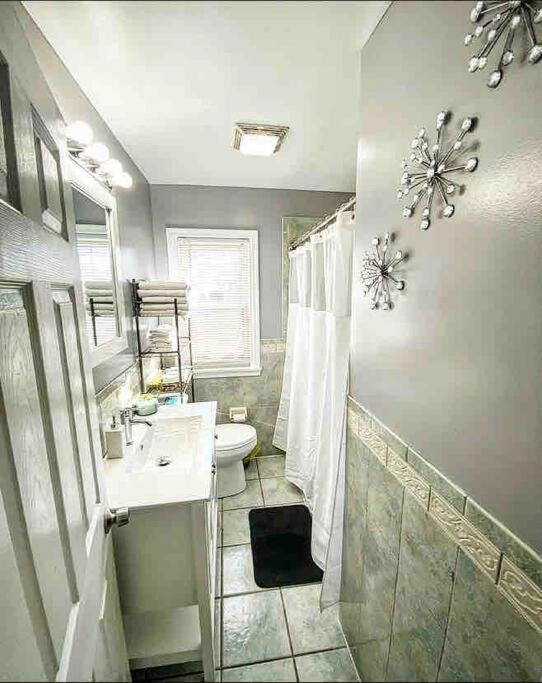 Adorable&Cozy Suburban Home Mins From Dwtn/Airport Rochester Exteriör bild